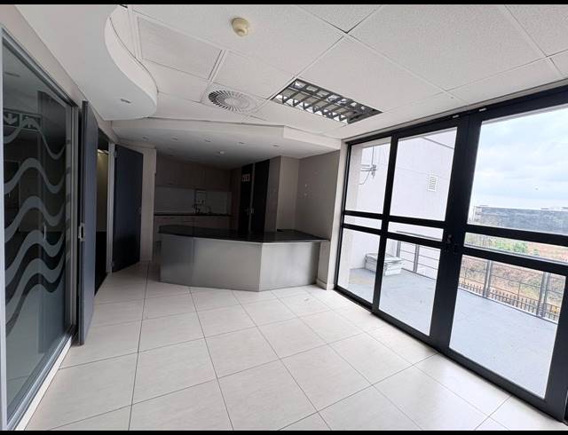 771M² OFFICE TO LET IN NOORDWYK